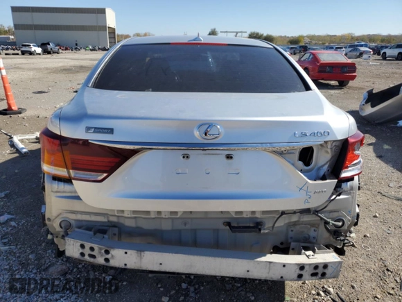 2013 Lexus LS 460 z VIN JTHCL5EF7D5017562, wystawiony jako Copart lot #77442404 z przebiegiem 165 491 mil mil oraz Czysty tytuł • Clean title. Historia ofert i sprzedaży dostępna na DreamBid. Obrazek 6.