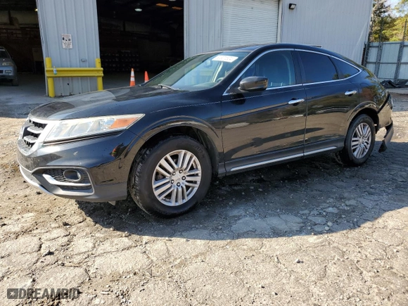 2015 Honda Crosstour EX with VIN 5J6TF3H32FL000997, listed as a Copart auction lot 82301524 with 137,027 mi miles and Salvage Title. Bid and sale history available at carsss.com. Image 1.
