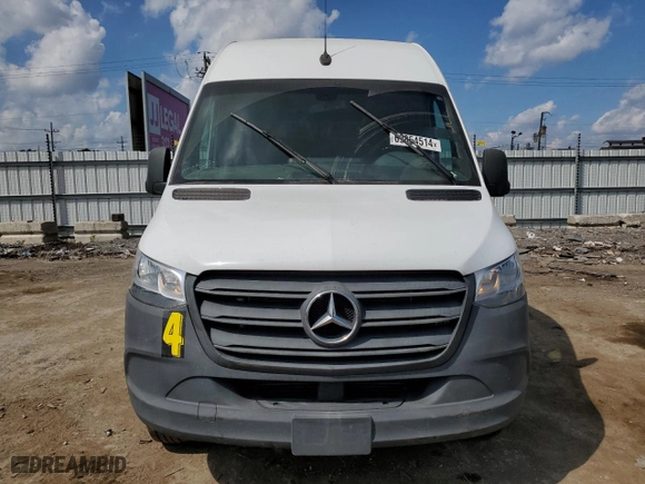 2021 Mercedes-Benz Sprinter Cargo Van with VIN W1Y40CHYXMT057044, listed as a Copart auction lot 69854514 with 107,645 mi miles and Clean Title. Bid and sale history available at carsss.com. Image 5.