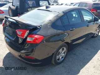 2017 Chevrolet Cruze LS with VIN 1G1BC5SM5H7160285, listed as a IAAI auction lot 41903227 with 189,259 mi miles and . Bid and sale history available at DreamBid. Image 4.