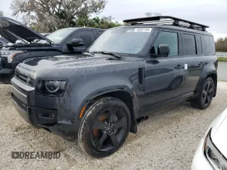 2022 Land Rover Defender X-Dynamic HSE z VIN SALE37RU5N2096935, wystawiony jako Copart lot #76291154 z przebiegiem Nie podano mil oraz Szkoda całkowita • Salvage title. Historia ofert i sprzedaży dostępna na DreamBid. Obrazek 1.