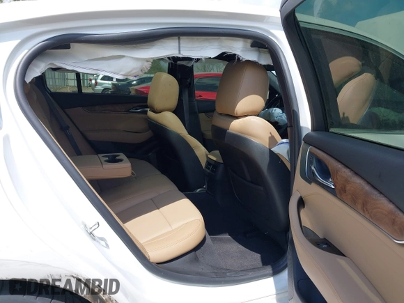 2025 Cadillac CT5 Premium Luxury z VIN 1G6DN5RW3S0106486, wystawiony jako IAAI lot #41960349 z przebiegiem 7 874 mil mil oraz . Historia ofert i sprzedaży dostępna na DreamBid. Obrazek 8.