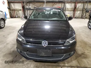 2013 Volkswagen Jetta Hybrid SE с VIN 3VW637AJ3DM220556, выставлен на аукционе Copart как лот 51519865 с пробегом 85 247 миль миль и Чистый • Clean title. История ставок и продаж доступна на DreamBid. Изображение 5.