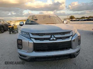 2021 Mitsubishi Outlander ES z VIN JA4APUAU8MU035256, wystawiony jako Copart lot #78370014 z przebiegiem Nie podano mil oraz Szkoda całkowita • Salvage title. Historia ofert i sprzedaży dostępna na DreamBid. Obrazek 5.