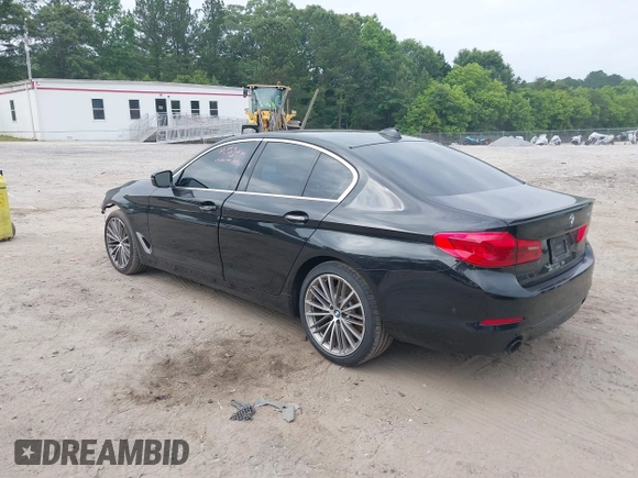 2017 BMW 5 Series 530i z VIN WBAJA5C31HWA35160, wystawiony jako IAAI lot #42405681 z przebiegiem 100 630 mil mil oraz . Historia ofert i sprzedaży dostępna na DreamBid. Obrazek 3.