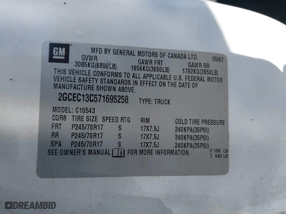 2007 Chevrolet Silverado 1500 LT w/1LT with VIN 2GCEC13C571695258, listed as a IAAI auction lot 41239531 with 266,909 mi miles. Bid and sale history available at carsss.com. Image 9.