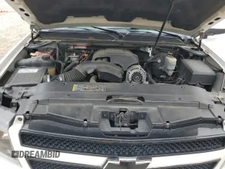 2008 Chevrolet Suburban LT w/2LT with VIN 3GNFK16318G141833, listed as a Copart auction lot 67261104 with 164,522 mi miles and Salvage Title. Bid and sale history available at carsss.com. Image 13.
