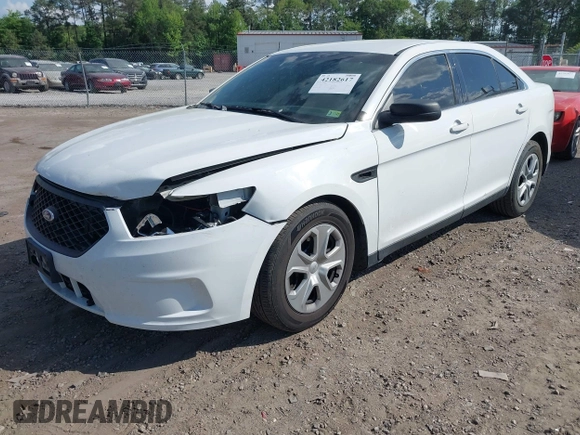 2015 Ford Police Interceptor z VIN 1FAHP2MK7FG203950, wystawiony jako IAAI lot #42182617 z przebiegiem 165 426 mil mil oraz . Historia ofert i sprzedaży dostępna na DreamBid. Obrazek 17.