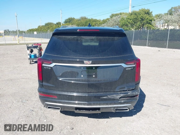 2021 Cadillac XT6 Luxury with VIN 1GYKPAR48MZ171154, listed as a IAAI auction lot 41639465 with 41,183 mi miles. Bid and sale history available at carsss.com. Image 16.