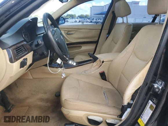2007 BMW 3 Series 328xi with VIN WBAVC93567KX55335, listed as a Copart auction lot 60911515 with 175,798 mi miles and Salvage title. Bid and sale history available at DreamBid. Image 7.