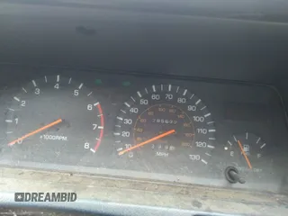 1991 Toyota Camry z VIN 4T1SV22E1MU450491, wystawiony jako IAAI lot #40356634 z przebiegiem 285 677 mil mil oraz . Historia ofert i sprzedaży dostępna na DreamBid. Obrazek 7.