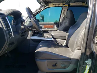 2010 Dodge Ram 2500 SLT with VIN 3D7UT2CL3AG112756, listed as a Copart auction lot 73067164 with 162,755 mi miles and Salvage Title. Bid and sale history available at carsss.com. Image 7.