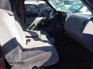 2000 Ford Ranger XLT with VIN 1FTZR15X7YPB17148, listed as a IAAI auction lot 41688708 with 123,066 mi miles and . Bid and sale history available at DreamBid. Image 5.