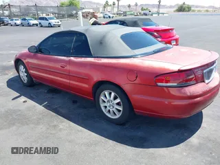 2004 Chrysler Sebring GTC z VIN 1C3EL75R24N315599, wystawiony jako IAAI lot #42458165 z przebiegiem 103 849 mil mil oraz . Historia ofert i sprzedaży dostępna na DreamBid. Obrazek 3.