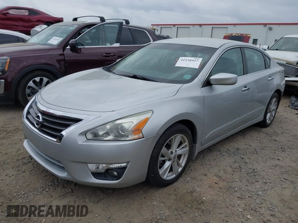 2015 Nissan Altima 2.5 S with VIN 1N4AL3AP9FC248737, listed as a IAAI auction lot 41930927 with 47,428 mi miles. Bid and sale history available at carsss.com. Image 2.
