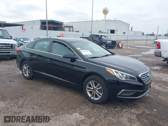 2016 Hyundai Sonata SE with VIN 5NPE24AF1GH388878, listed as a IAAI auction lot 39442510 with 158,111 mi miles and . Bid and sale history available at carsss.com. Image 1.