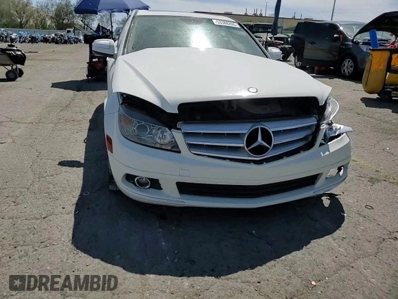 2008 Mercedes-Benz C 300 Sport z VIN WDDGF54X68R013950, wystawiony jako Copart lot #53388265 z przebiegiem 171 032 mil mil oraz Szkoda całkowita • Salvage title. Historia ofert i sprzedaży dostępna na DreamBid. Obrazek 11.