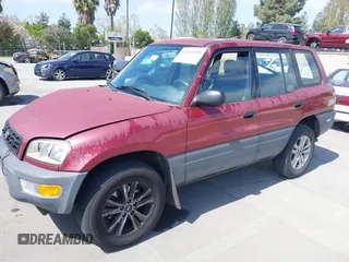 1999 Toyota RAV4 with VIN JT3GP10V0X0039083, listed as a IAAI auction lot 42061589 with 251,153 mi miles and . Bid and sale history available at DreamBid. Image 2.