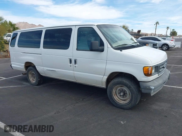 2003 Ford Econoline Passenger XL with VIN 1FBSS31L93HB86614, listed as a IAAI auction lot 41630824 with 117,019 mi miles and . Bid and sale history available at DreamBid. Image 1.