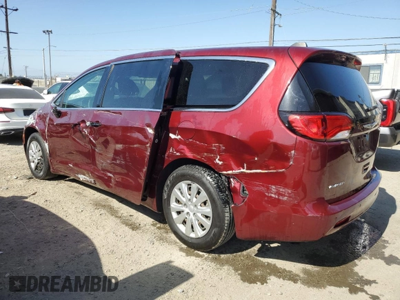 2021 Chrysler Voyager L z VIN 2C4RC1AG4MR558297, wystawiony jako Copart lot #56072405 z przebiegiem 52 842 mil mil oraz Szkody całkowita. Historia ofert i sprzedaży dostępna na DreamBid. Obrazek 2.