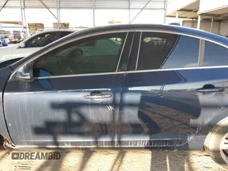 2014 Volvo S60 T5 with VIN YV1612FS2E2282675, listed as a IAAI auction lot 40797039 with 121,598 mi miles. Bid and sale history available at carsss.com. Image 13.
