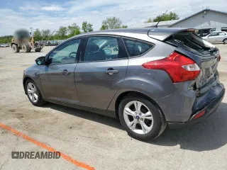 2014 Ford Focus SE z VIN 1FADP3K21EL424134, wystawiony jako Copart lot #56692545 z przebiegiem 46 342 mil mil oraz Szkoda całkowita • Salvage title. Historia ofert i sprzedaży dostępna na DreamBid. Obrazek 2.