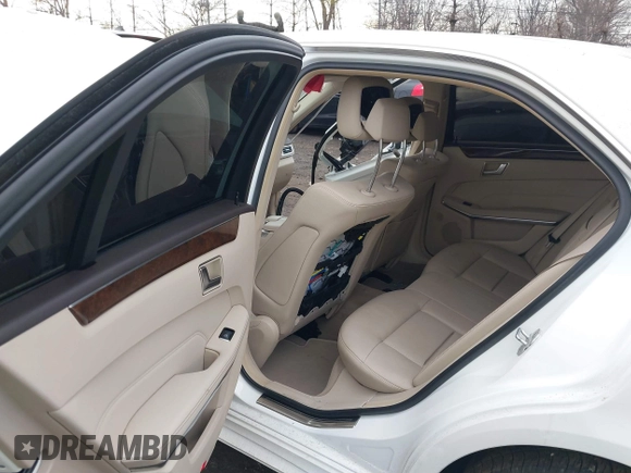 2016 Mercedes-Benz E 350 Sport with VIN WDDHF5KB6GB237450, listed as a IAAI auction lot 41297976 with 60,573 mi miles and . Bid and sale history available at DreamBid. Image 8.
