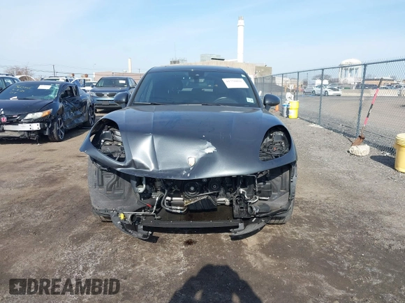 2019 Porsche Macan z VIN WP1AA2A56KLB08064, wystawiony jako IAAI lot #41758891 z przebiegiem 42 557 mil mil oraz . Historia ofert i sprzedaży dostępna na DreamBid. Obrazek 12.
