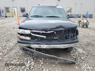 2003 Chevrolet Suburban LT z VIN 1GNFK16Z63J268766, wystawiony jako Copart lot #54192505 z przebiegiem 236 968 mil mil oraz Nie do naprawy • Non repairable. Historia ofert i sprzedaży dostępna na DreamBid. Obrazek 5.