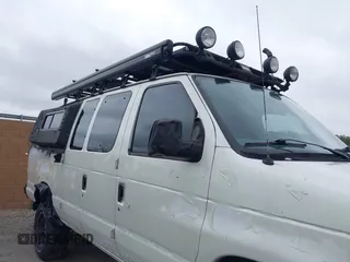2013 Ford Econoline Passenger XL with VIN 1FBSS3BL2DDA43270, listed as a IAAI auction lot 41381513 with 122,365 mi miles. Bid and sale history available at carsss.com. Image 13.