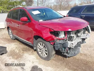 2014 Nissan Pathfinder SV with VIN 5N1AR2MM6EC703140, listed as a IAAI auction lot 42020415 with 127,620 mi miles. Bid and sale history available at carsss.com. Image 1.