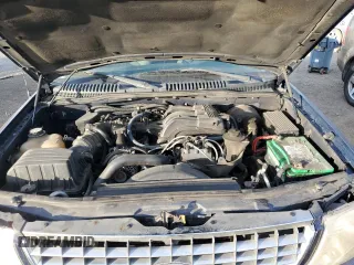 2004 Ford Explorer XLT z VIN 1FMZU63E24ZB25620, wystawiony jako Copart lot #86866134 z przebiegiem 243 266 mil mil oraz Szkoda całkowita • Salvage title. Historia ofert i sprzedaży dostępna na DreamBid. Obrazek 12.