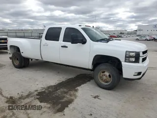 2008 Chevrolet Silverado 3500HD DRW LTZ with VIN 1GCJK33698F111624, listed as a Copart auction lot 87398034 with 242,410 mi miles and Clean Title. Bid and sale history available at carsss.com. Image 4.