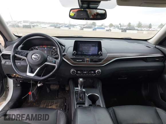 2019 Nissan Altima 2.5 Platinum with VIN 1N4BL4FV9KC112037, listed as a IAAI auction lot 41912037 with 88,484 mi miles. Bid and sale history available at carsss.com. Image 18.