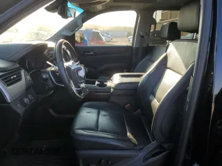 2017 GMC Yukon SLT with VIN 1GKS2BKC1HR326696, listed as a Copart auction lot 70720574 with 51,709 mi miles and Salvage Title. Bid and sale history available at carsss.com. Image 7.