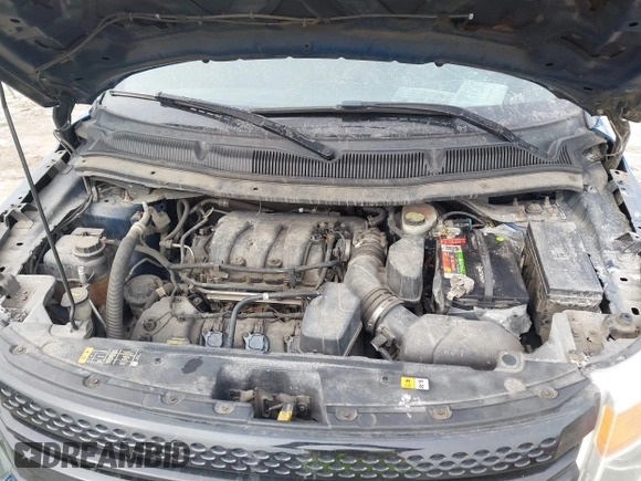 2013 Ford Police Interceptor Utility z VIN 1FM5K8AR4DGA51599, wystawiony jako IAAI lot #41589375 z przebiegiem 198 053 mil mil oraz . Historia ofert i sprzedaży dostępna na DreamBid. Obrazek 10.