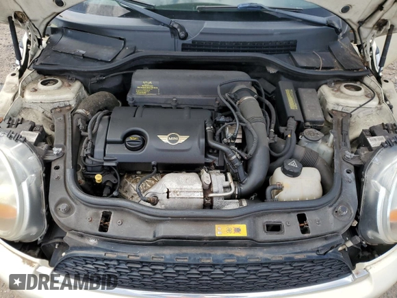 2012 MINI Clubman S z VIN WMWZG3C59CTY32075, wystawiony jako Copart lot #57341395 z przebiegiem 101 933 mil mil oraz Szkoda całkowita • Salvage title. Historia ofert i sprzedaży dostępna na DreamBid. Obrazek 11.