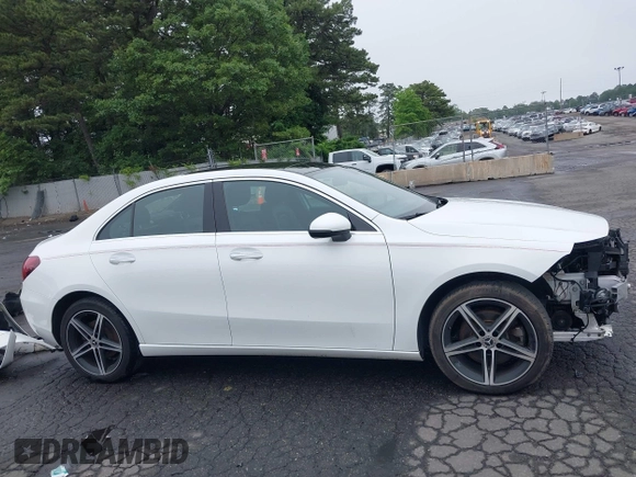 2019 Mercedes-Benz A 220 with VIN WDD3G4FB0KW035569, listed as a IAAI auction lot 42517750 with 49,249 mi miles and . Bid and sale history available at DreamBid. Image 14.
