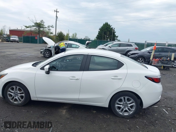 2016 Scion iA with VIN 3MYDLBZV0GY133944, listed as a IAAI auction lot 42030699 with 67,581 mi miles. Bid and sale history available at carsss.com. Image 15.