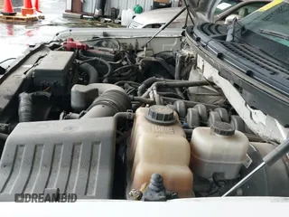 2013 Ford F-150 XL с VIN 1FTFX1CF4DKE57996, выставлен на аукционе IAAI как лот 43240184 с пробегом 188 474 миль миль и . История ставок и продаж доступна на DreamBid. Изображение 19.