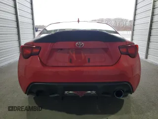 2020 Toyota 86 with VIN JF1ZNAA19L9753165, listed as a Copart auction lot 86173794 with 92,001 mi miles and Clean Title. Bid and sale history available at carsss.com. Image 6.