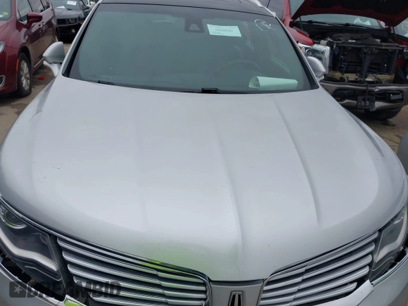 2017 Lincoln MKX Reserve with VIN 2LMPJ8LR6HBL16906, listed as a IAAI auction lot 41857727 with 111,895 mi miles. Bid and sale history available at carsss.com. Image 10.