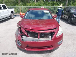 2015 Nissan Altima 2.5 with VIN 1N4AL3AP5FC596180, listed as a IAAI auction lot 41968552 with 104,838 mi miles. Bid and sale history available at carsss.com. Image 6.