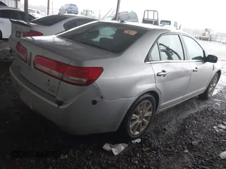 2012 Lincoln MKZ with VIN 3LNHL2JCXCR815823, listed as a IAAI auction lot 41468008 with 178,582 mi miles. Bid and sale history available at carsss.com. Image 4.