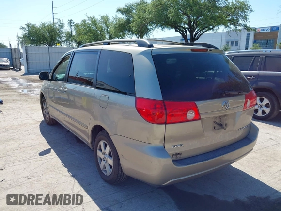2010 Toyota Sienna XLE with VIN 5TDYK4CC5AS292110, listed as a IAAI auction lot 42055505 with 107,390 mi miles. Bid and sale history available at carsss.com. Image 3.