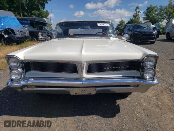 1963 Pontiac Bonneville z VIN 863L51113, wystawiony jako Copart lot #71038274 z przebiegiem 47 854 mil mil oraz Czysty tytuł • Clean title. Historia ofert i sprzedaży dostępna na DreamBid. Obrazek 5.