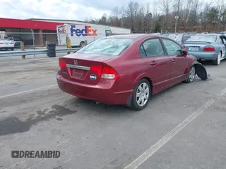 2009 Honda Civic LX z VIN 1HGFA16529L000403, wystawiony jako IAAI lot #41817223 z przebiegiem 85 775 mil mil oraz . Historia ofert i sprzedaży dostępna na DreamBid. Obrazek 4.