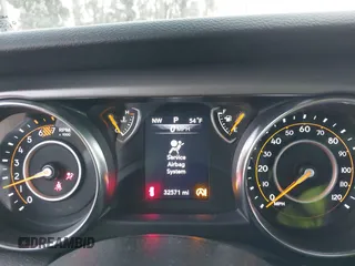 2022 Jeep Wrangler Unlimited Sport with VIN 1C4HJXDNXNW253510, listed as a IAAI auction lot 41461051 with 32,571 mi miles and . Bid and sale history available at DreamBid. Image 16.
