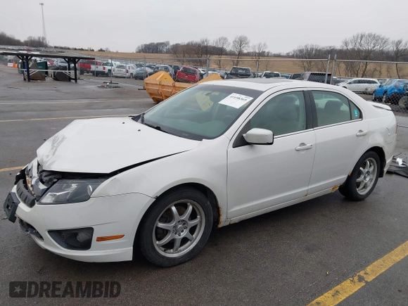 2010 Ford Fusion SE with VIN 3FAHP0HA3AR202527, listed as a IAAI auction lot 41698369 with 194,621 mi miles. Bid and sale history available at carsss.com. Image 18.