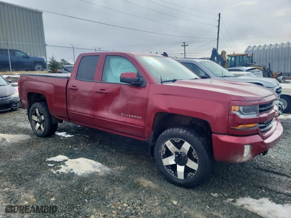 2019 Chevrolet Silverado 1500 LD LT with VIN 2GCVKPEC7K1133261, listed as a Copart auction lot 46862085 with 95,784 mi miles and Salvage Title. Bid and sale history available at carsss.com. Image 4.